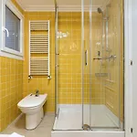 Апартаменти Vivienda Turistica Reformada En Zona Residencial Con Garaje Y Wifi *