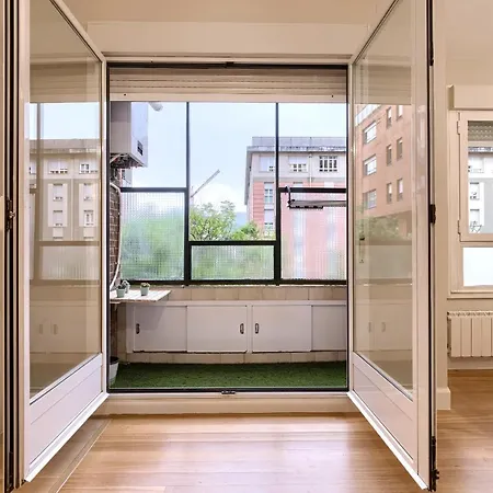 Vivienda Turistica Reformada En Zona Residencial Con Garaje Y Wifi Apartment Bilbao
