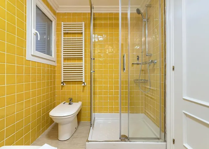 Apartman Vivienda Turistica Reformada En Zona Residencial Con Garaje Y Wifi *