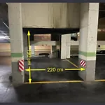 Vivienda Turistica Reformada En Zona Residencial Con Garaje Y Wifi Daire *